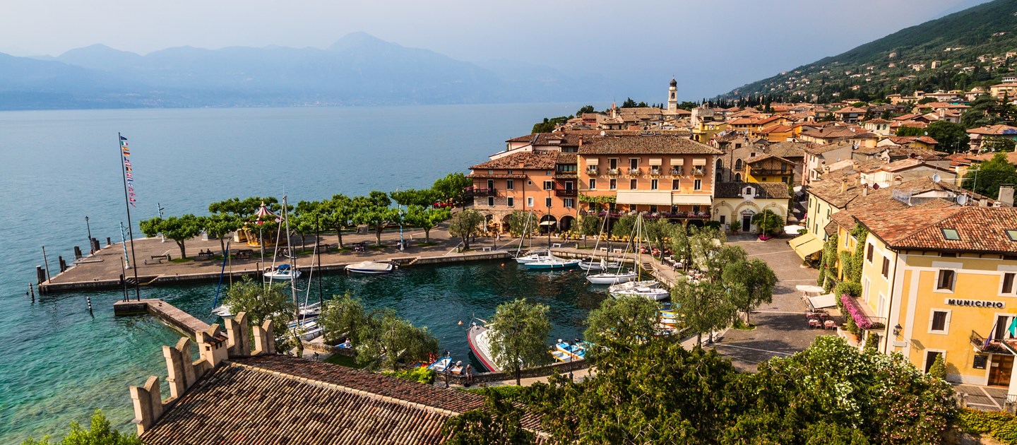 Манораҳои Бенако - Torri del Benaco | Secret World Trip Planner