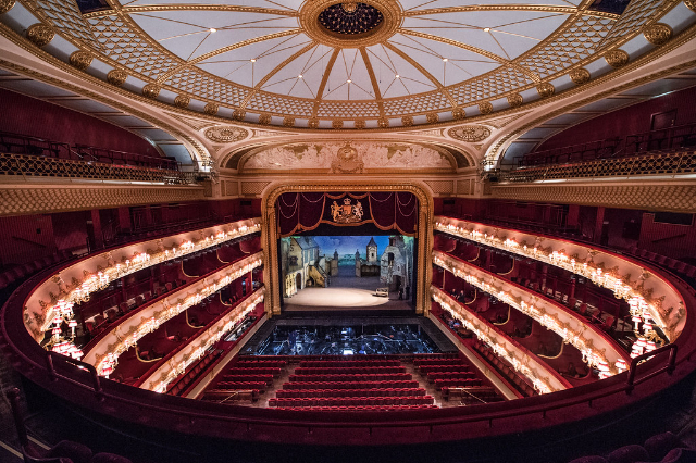 Karališkasis operos teatras - Bow St | Secret World Trip Planner