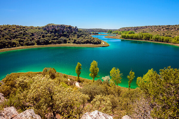 Lagunas de Ruidera Parque Natural, un milagre da auga - Ossa de Montiel | Secret World Trip Planner