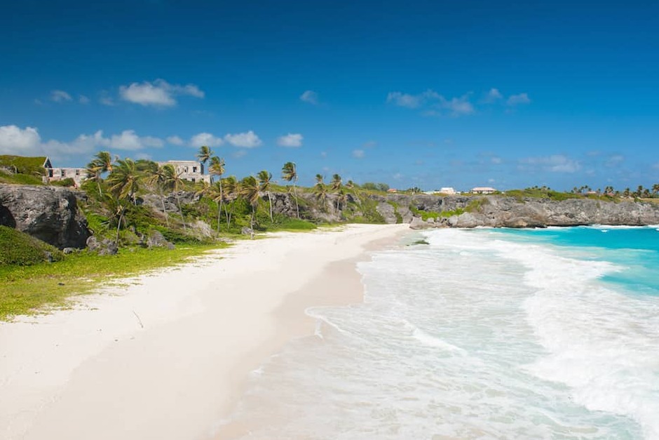Harrismith Beach, a picturesque beach in Barbados — Harrismith Beach