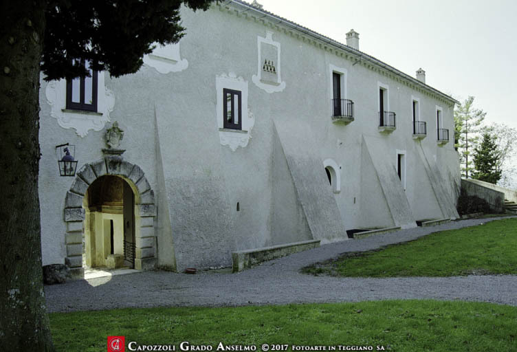 Abadía de Santa María de Cadossa - Montesano sulla Marcellana | Secret World Trip Planner