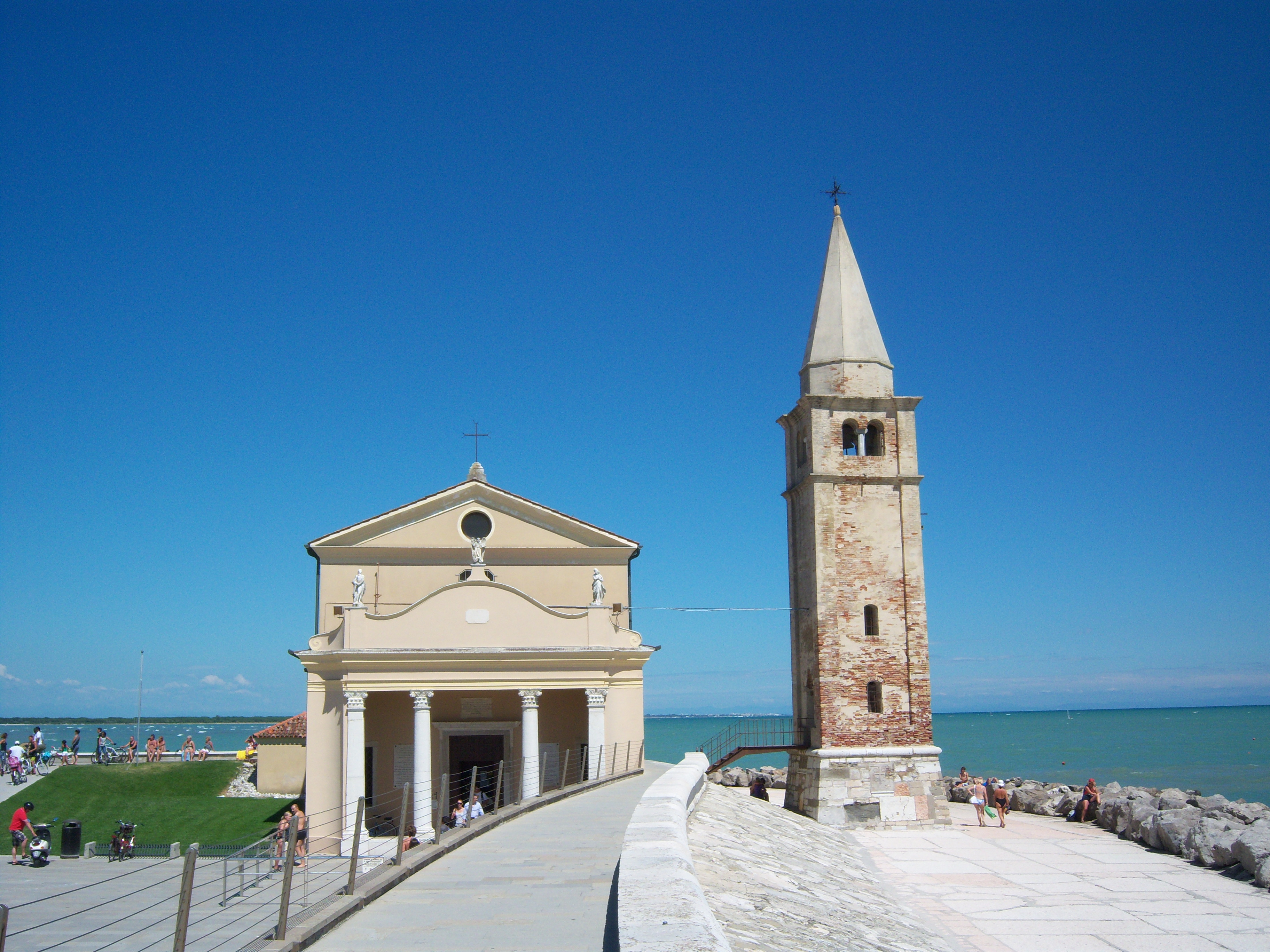 Santuario de la Virgen del Ángel en Caorle - Caorle | Secret World Trip Planner
