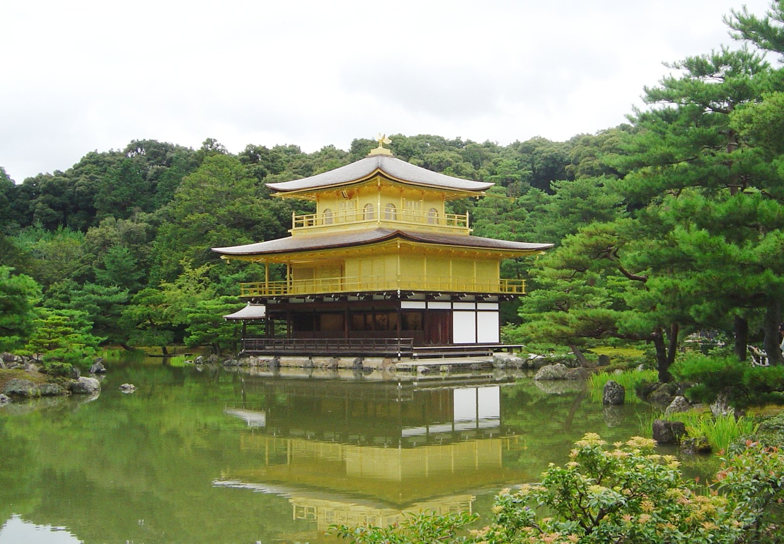 Kinkakuji to świątynia Zen w północnym Kioto - Ky?to-shi | Secret World Trip Planner