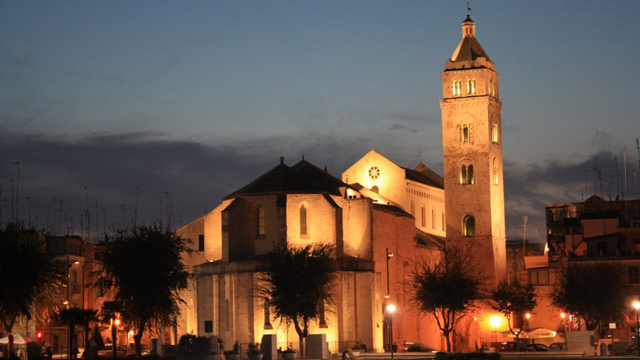 Barletta : cathédrale de Santa Maria Maggiore — Barletta