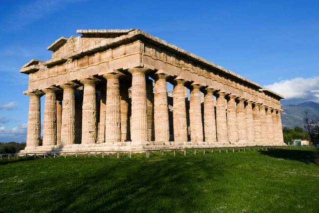 Świątynie w Paestum - Paestum Templi | Secret World Trip Planner