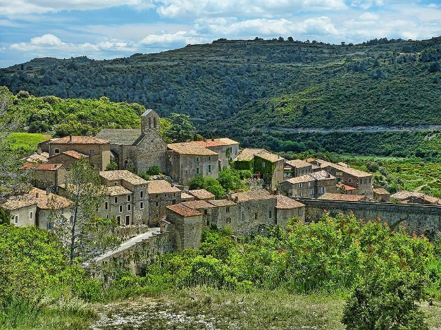 Satul medieval Minerve - Minerve | Secret World Trip Planner