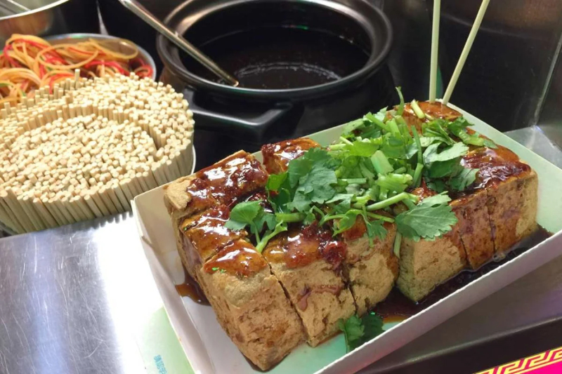 Tofu puzzolente fritto - Taipei — Taipei