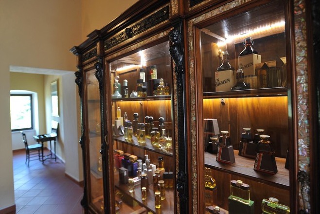 Perfume Museum in Sant'Elena Sannita (Isernia) - Sant'Elena Sannita | Secret World Trip Planner