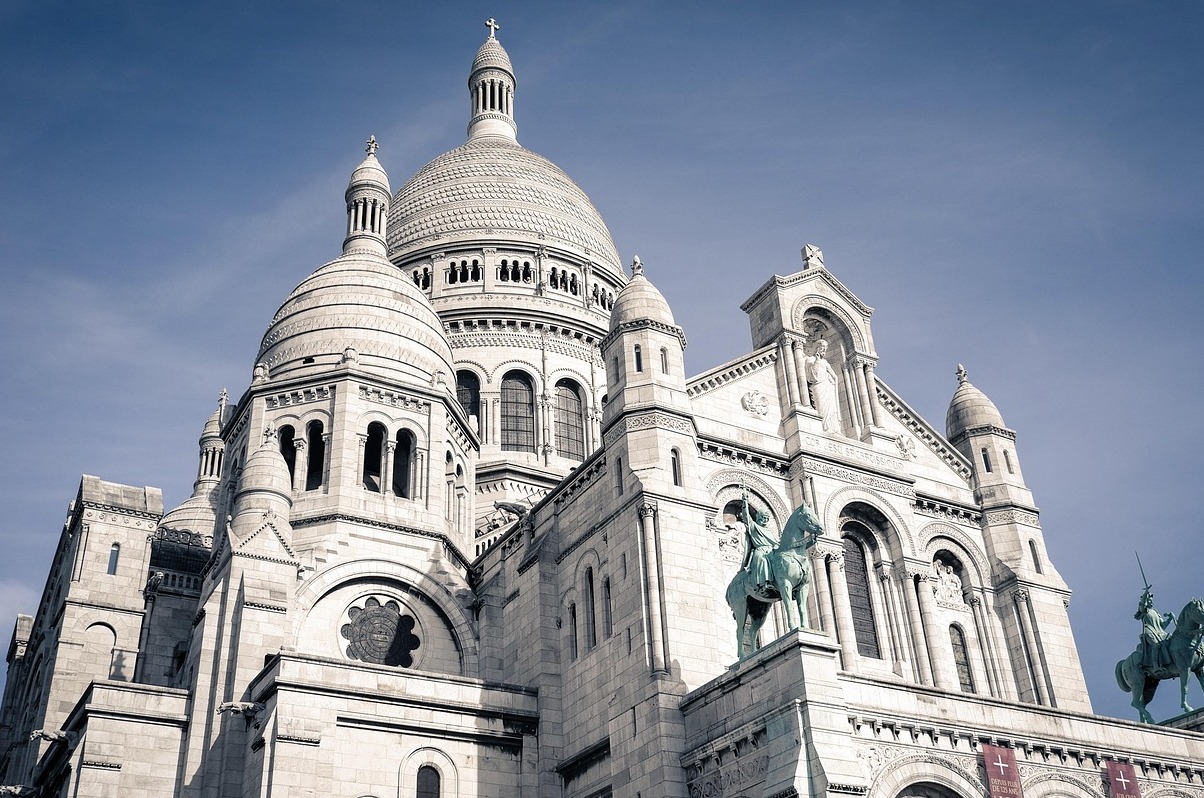 París - Basílica del Sagrado Corazón: Uno de los lugares turísticos más populares. - Parigi | Secret World Trip Planner