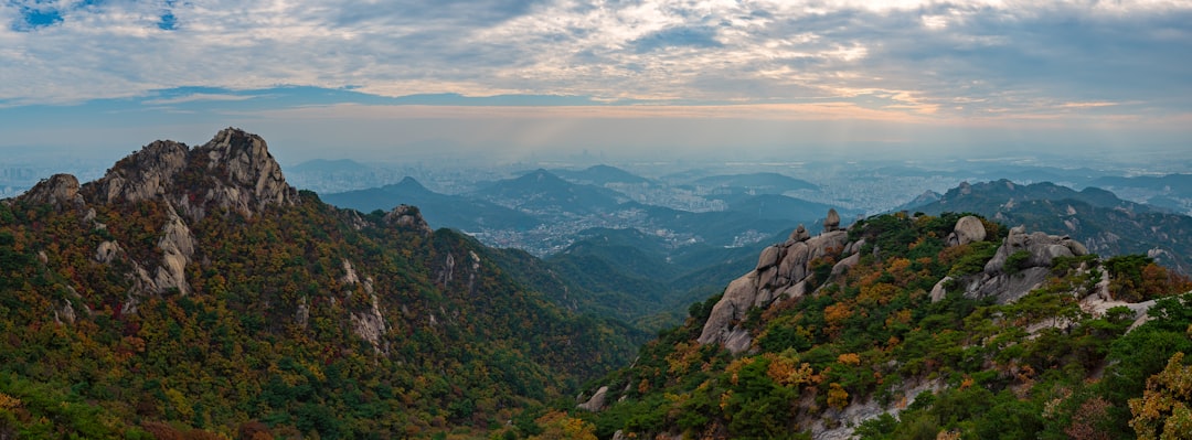 Seúl: Parque Nacional de la Montaña Bukhansan - Bukhansan | Secret World Trip Planner