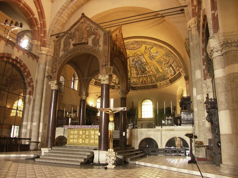 Basílica De Sant ambrogio - Milano | Secret World Trip Planner