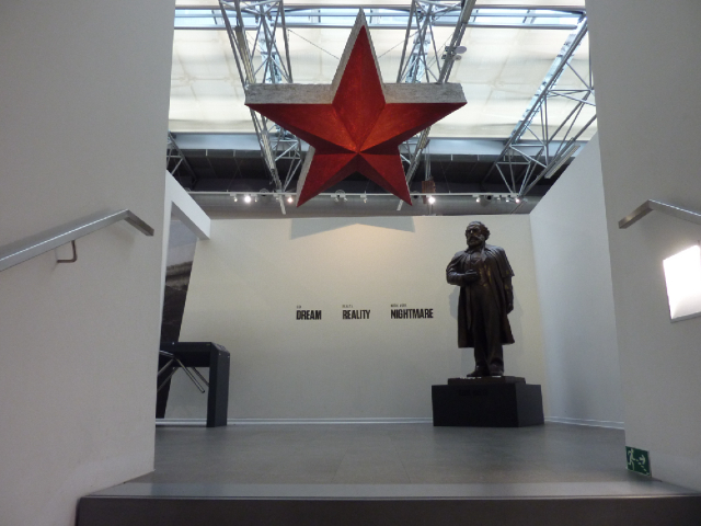 МУЗЕИ КОММУНИЗМ - Nové Město | Secret World Trip Planner