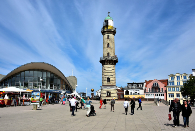 Maják Warnemünde - Rostock | Secret World Trip Planner