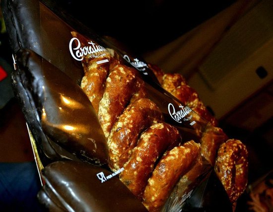 Antica Pasticceria Carraturo - Napoli | Secret World Trip Planner