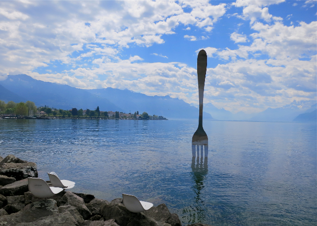 ਵੇਵੇ ਦਾ ਵਿਸ਼ਾਲ ਕਾਂਟਾ - Vevey | Secret World Trip Planner
