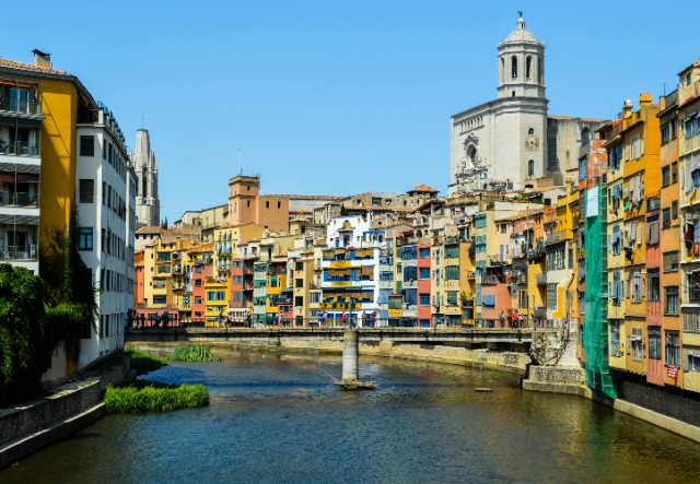 River Onyar Viewpoint - Girona | Secret World Trip Planner