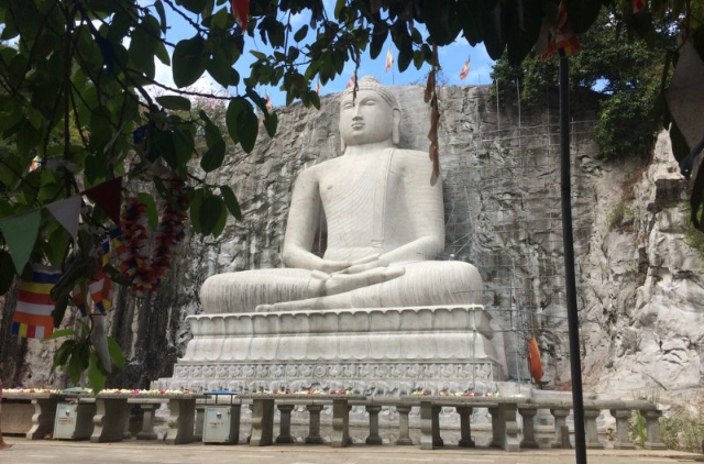 Statue de Bouddha de Rambodagalla — Rambadagalla