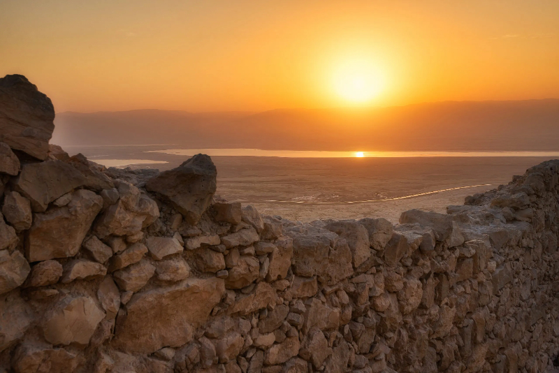 Sonnenaufgang in Masada - Masada | Secret World Trip Planner