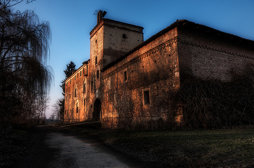 Castello della Rotta in Moncalieri and the ghosts — Tetti Sapini