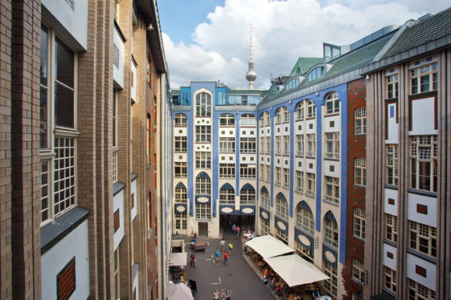 હેકેશેન હોફે - Berlin | Secret World Trip Planner