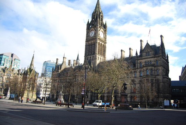 El Ayuntamiento de Manchester, una visita obligada en la ciudad de Manchester, considerada - 20 Albert Square | Secret World Trip Planner