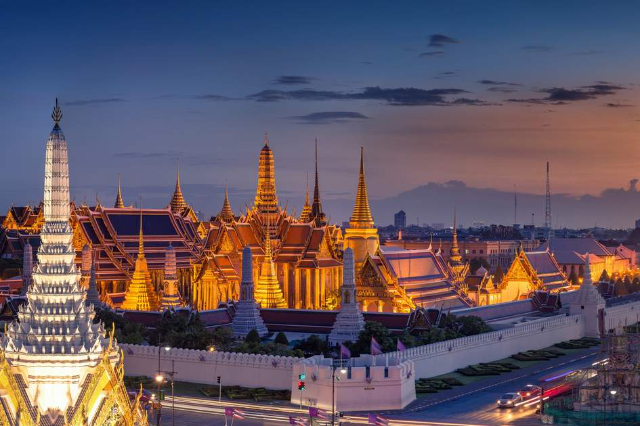 वाट फ्रा केव - Khet Phra Nakhon | Secret World Trip Planner