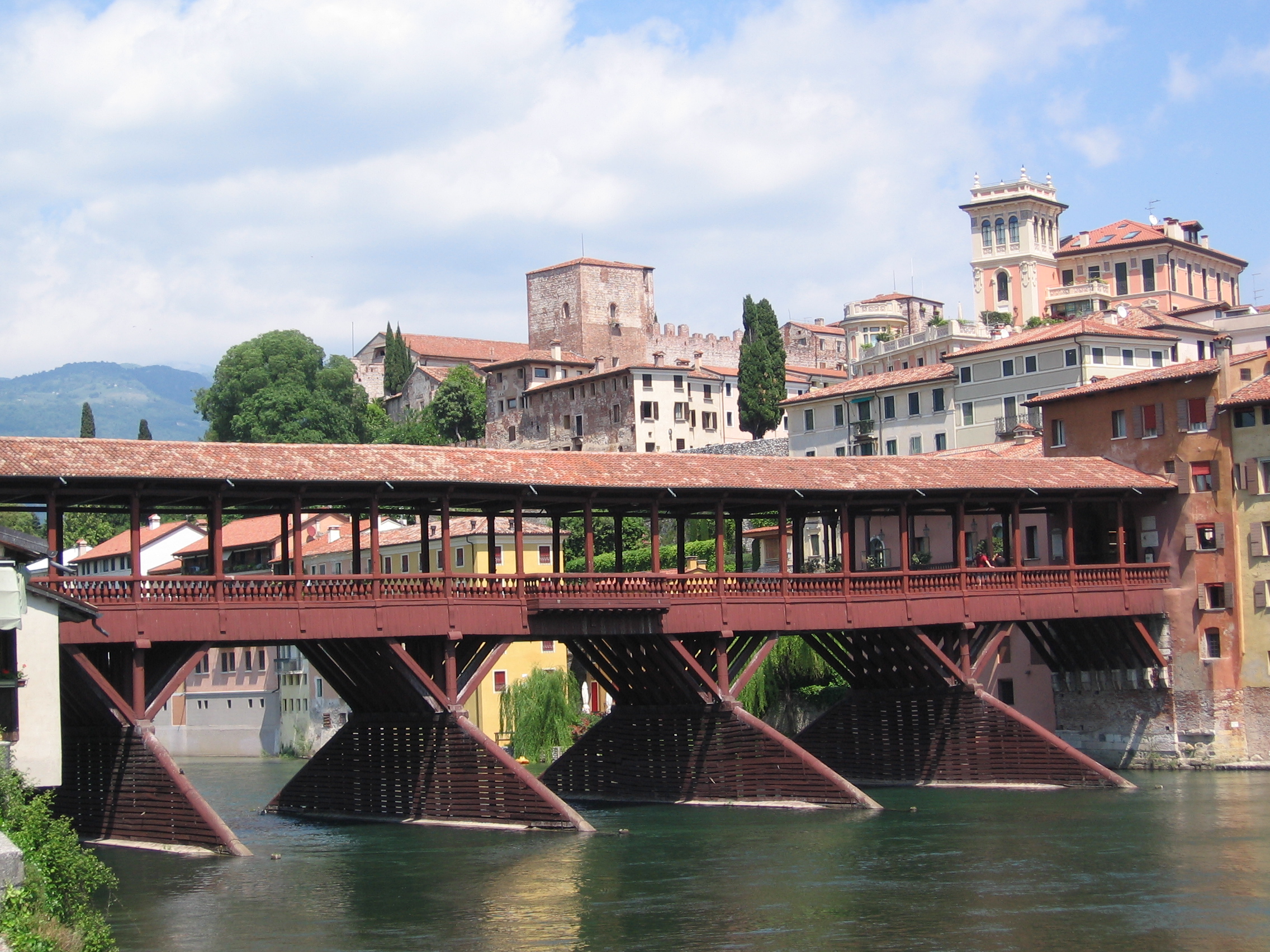 Бассаногийн гүүр - Bassano del Grappa | Secret World Trip Planner