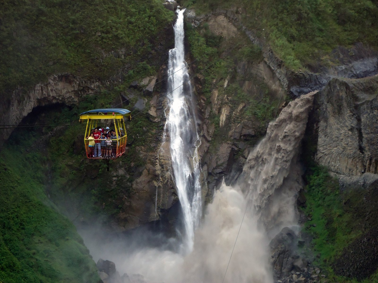 Cascada de Agoyán - Agoyán | Secret World Trip Planner