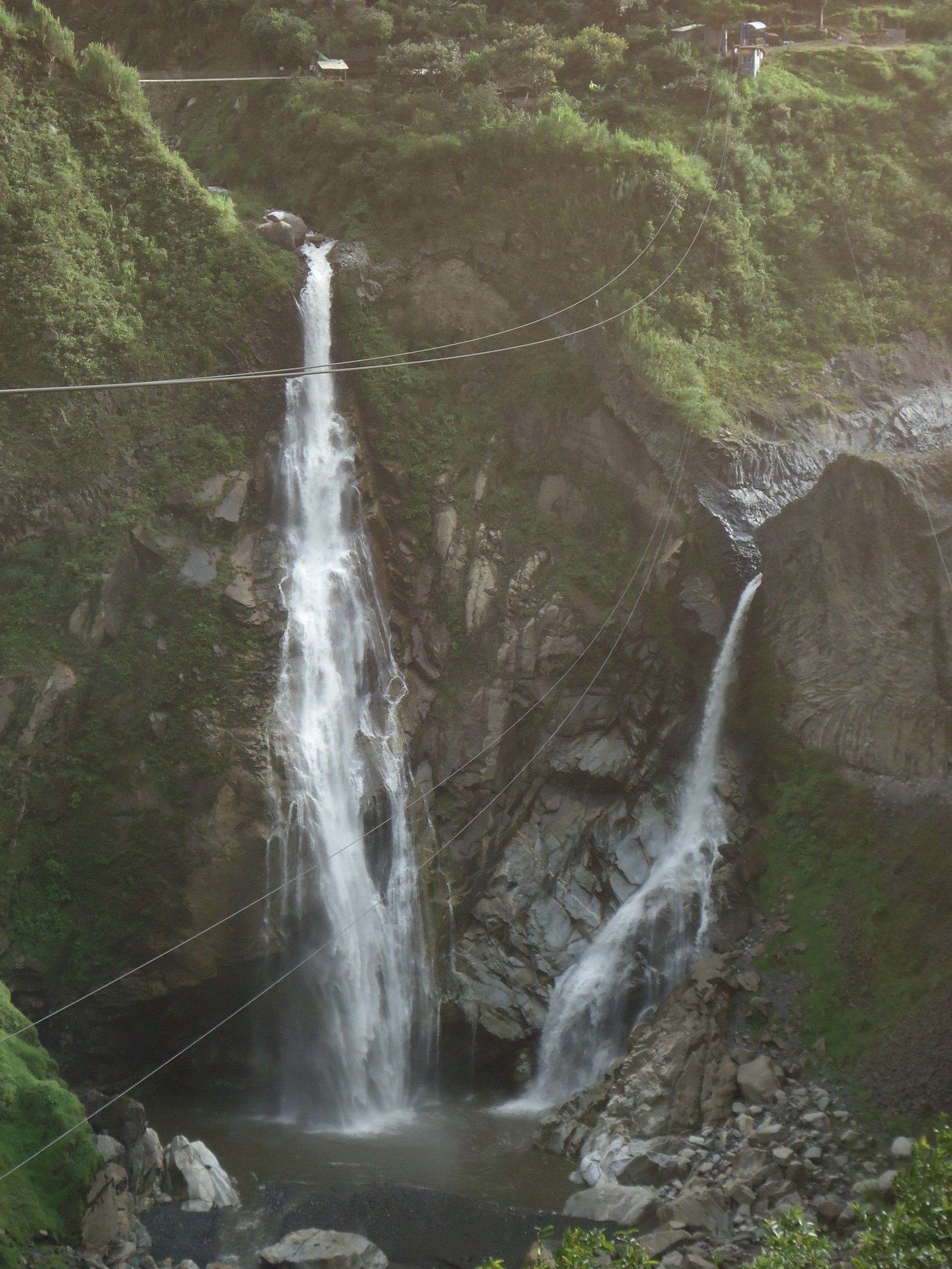 Cascada de Agoyán - Agoyán | Secret World Trip Planner