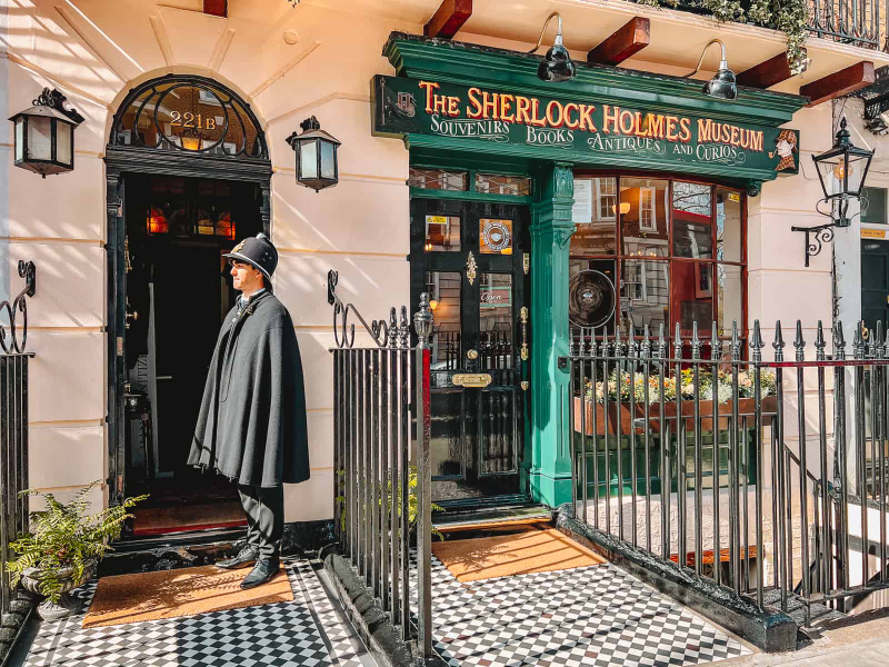 Museum Sherlock Holmes - 221b Baker St | Secret World Trip Planner