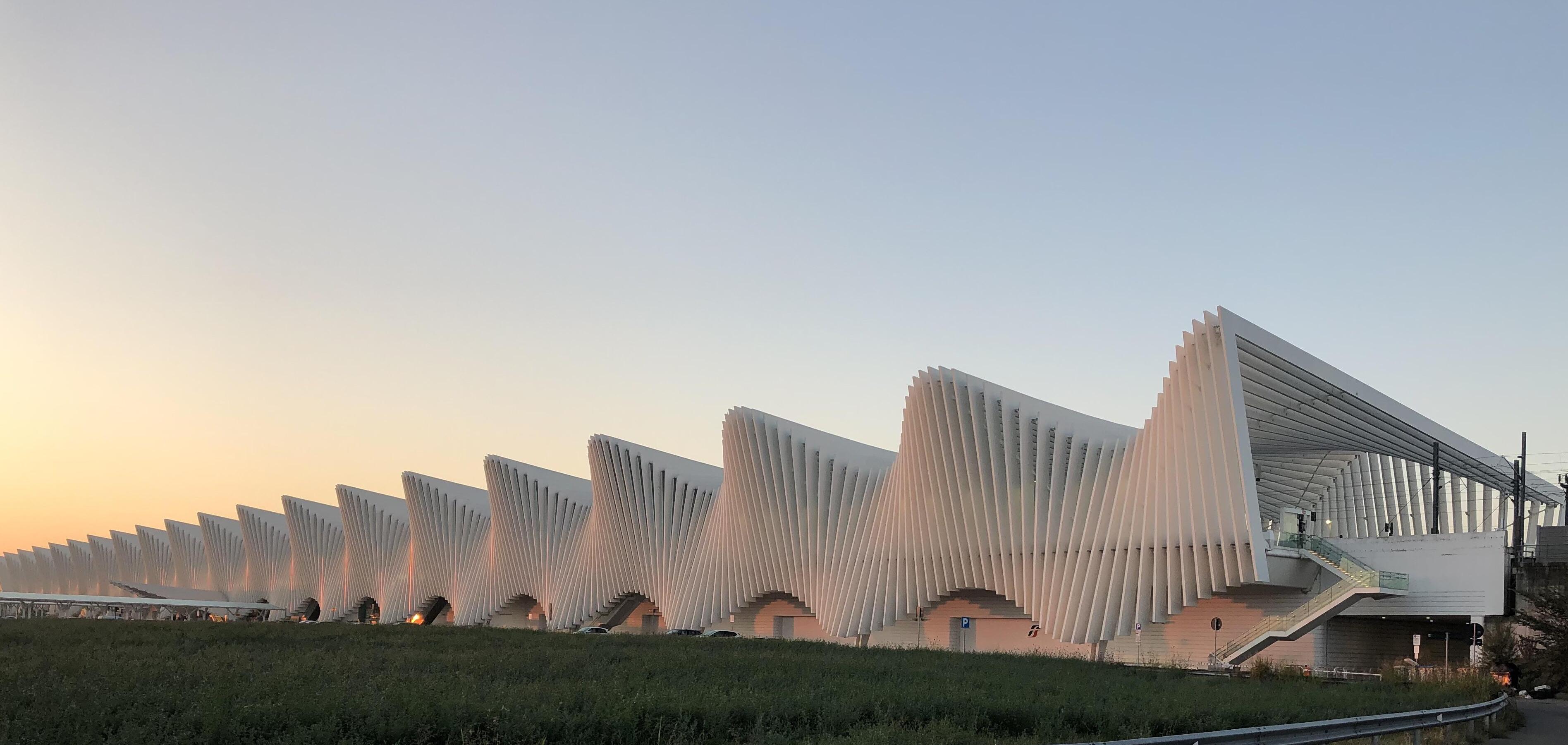 Calatrava וreggio אמיליה תחנה - Reggio Emilia | Secret World Trip Planner