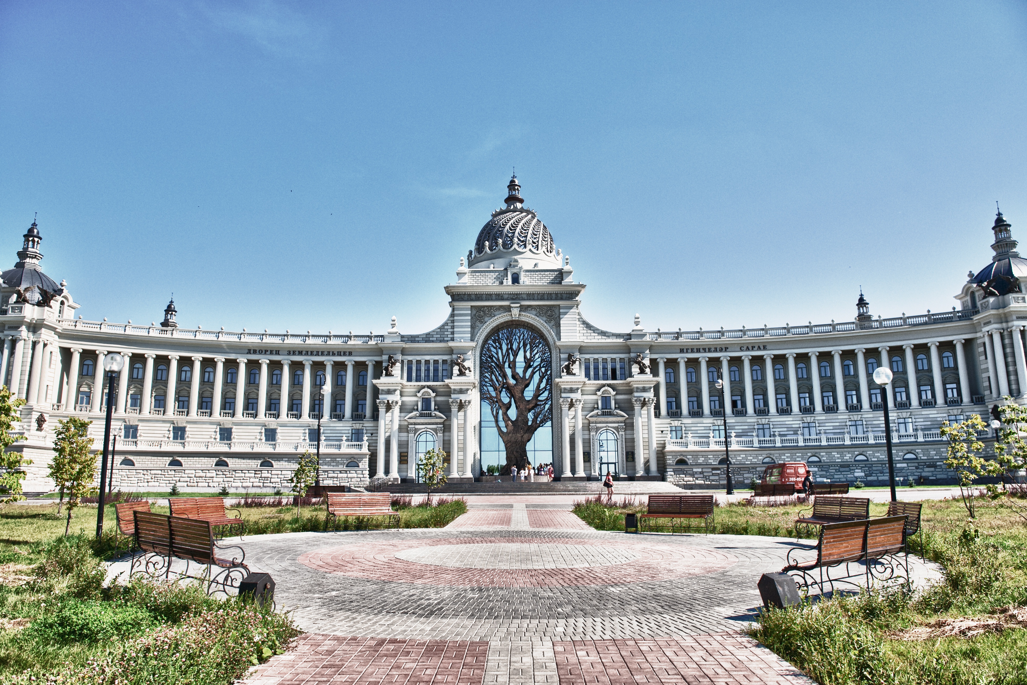 Kazan | El hermoso edificio del Ministerio de Agricultura - Kazan | Secret World Trip Planner