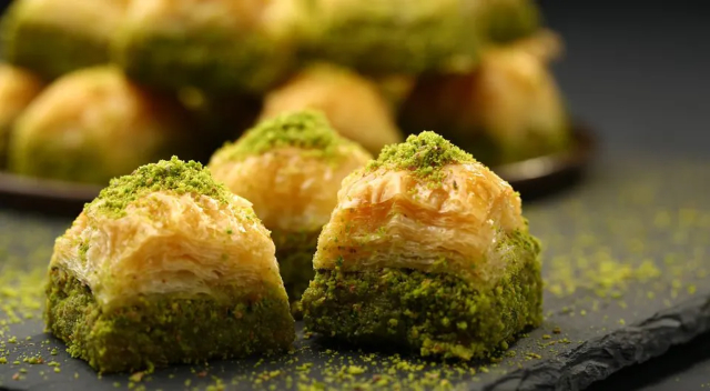 巴卡拉瓦，众神的甜点 - Kemankeş Cd. No:67 | Secret World Trip Planner