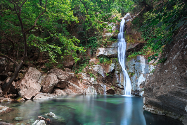 Cascada de Kalipso — Melivoia