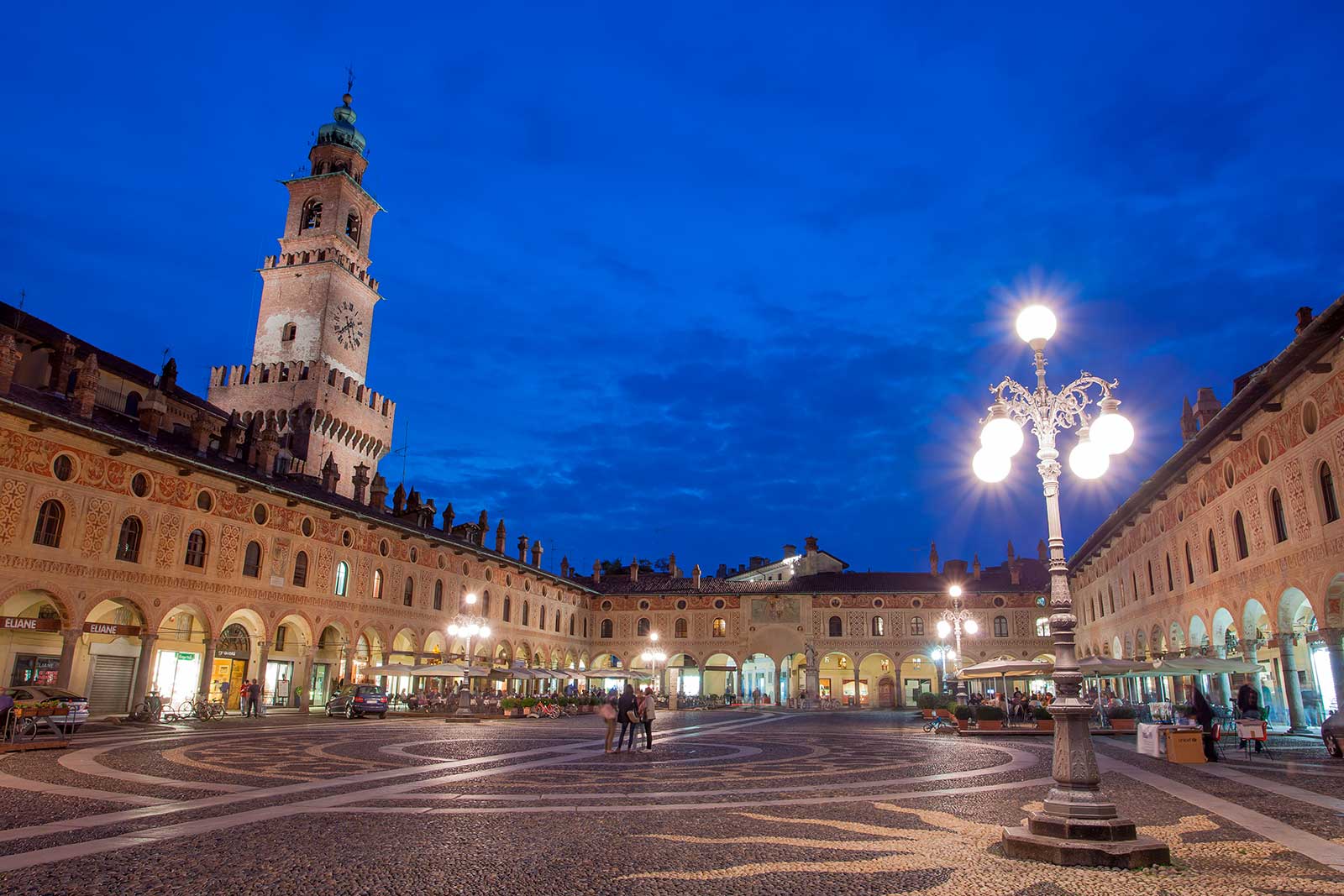 Княскі пляц - Vigevano | Secret World Trip Planner