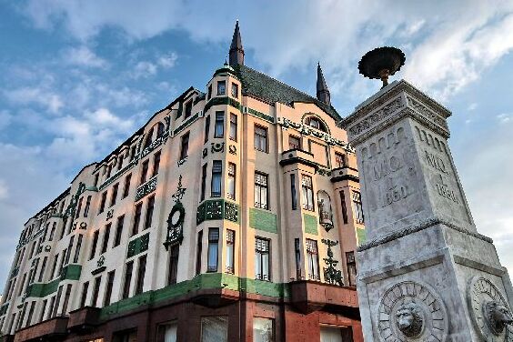 Hotel Moskva | Architectural jewel of Russian secession - Beograd | Secret World Trip Planner