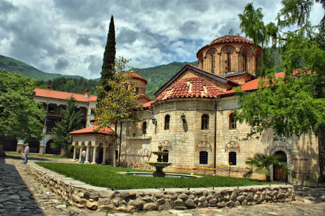 Bachkovo-Kloster - Bachkovski manastir | Secret World Trip Planner