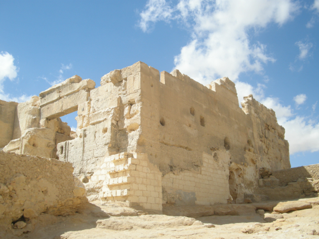 Tempel von Ain El Muftella - Bahariya Oasis | Secret World Trip Planner