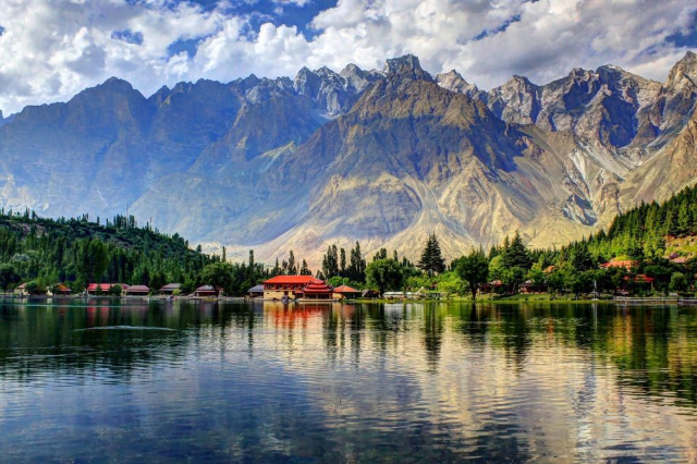 Shangri-La Lake - Skardu | Secret World Trip Planner