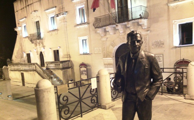 ഫിലങ്കേരി കട്ട പാലസ് - Santa Margherita di Belice | Secret World Trip Planner