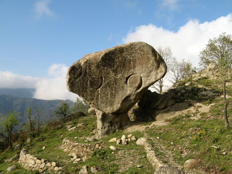 Calabria: Rocca del Drago - Roghudi | Secret World Trip Planner