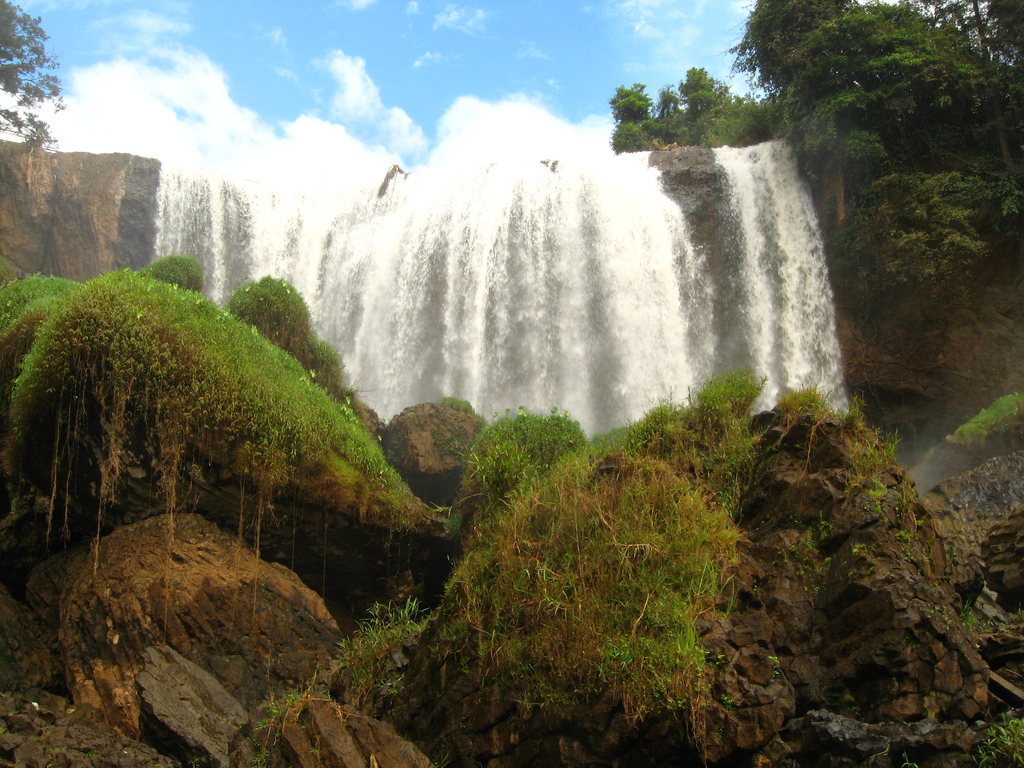 De Olifant Valt (Lieng Rowoa Waterval ) - Lâm Hà District | Secret World Trip Planner