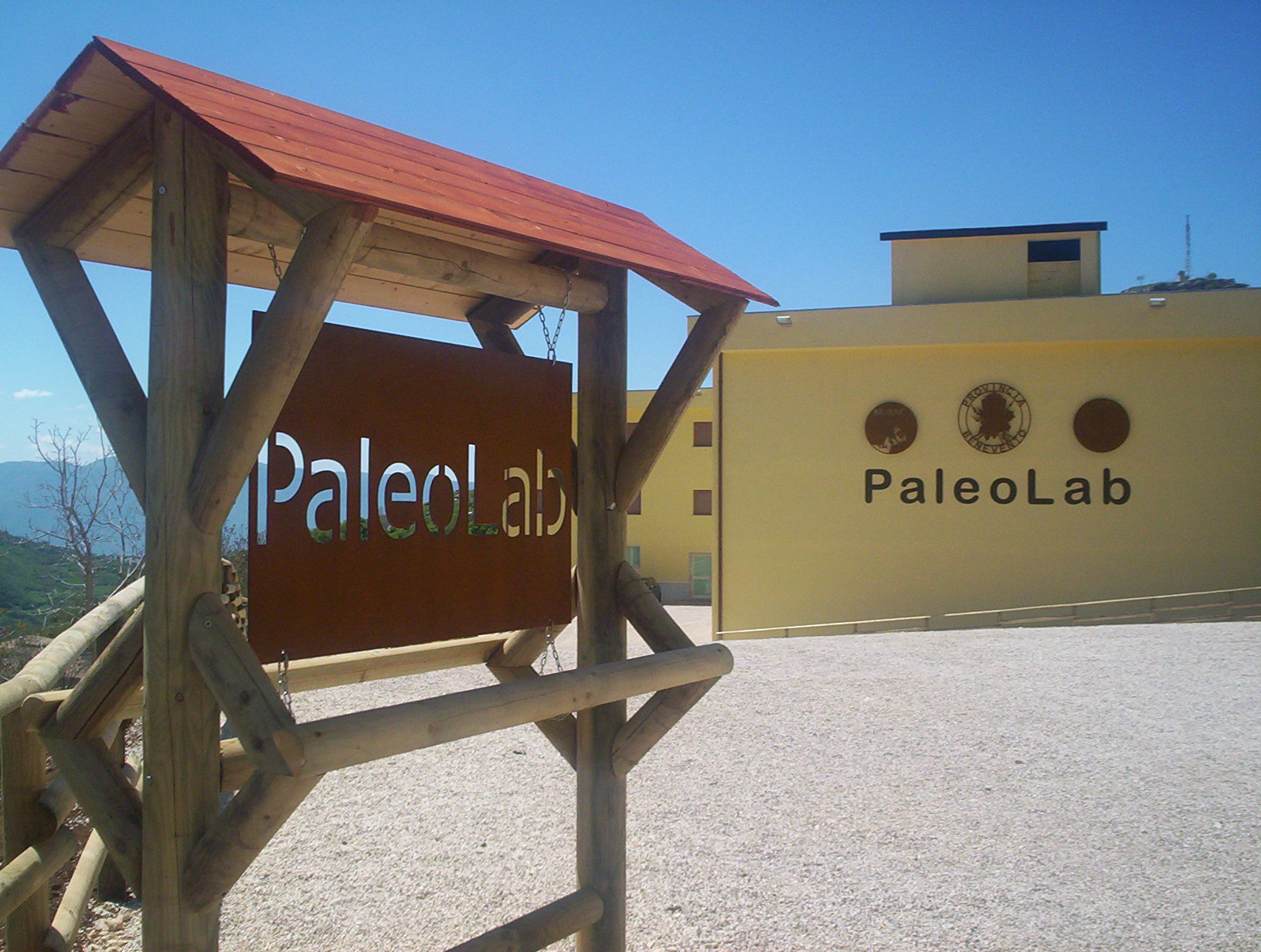 Parcul geopaleontologic Paleolab - Pietraroja | Secret World Trip Planner