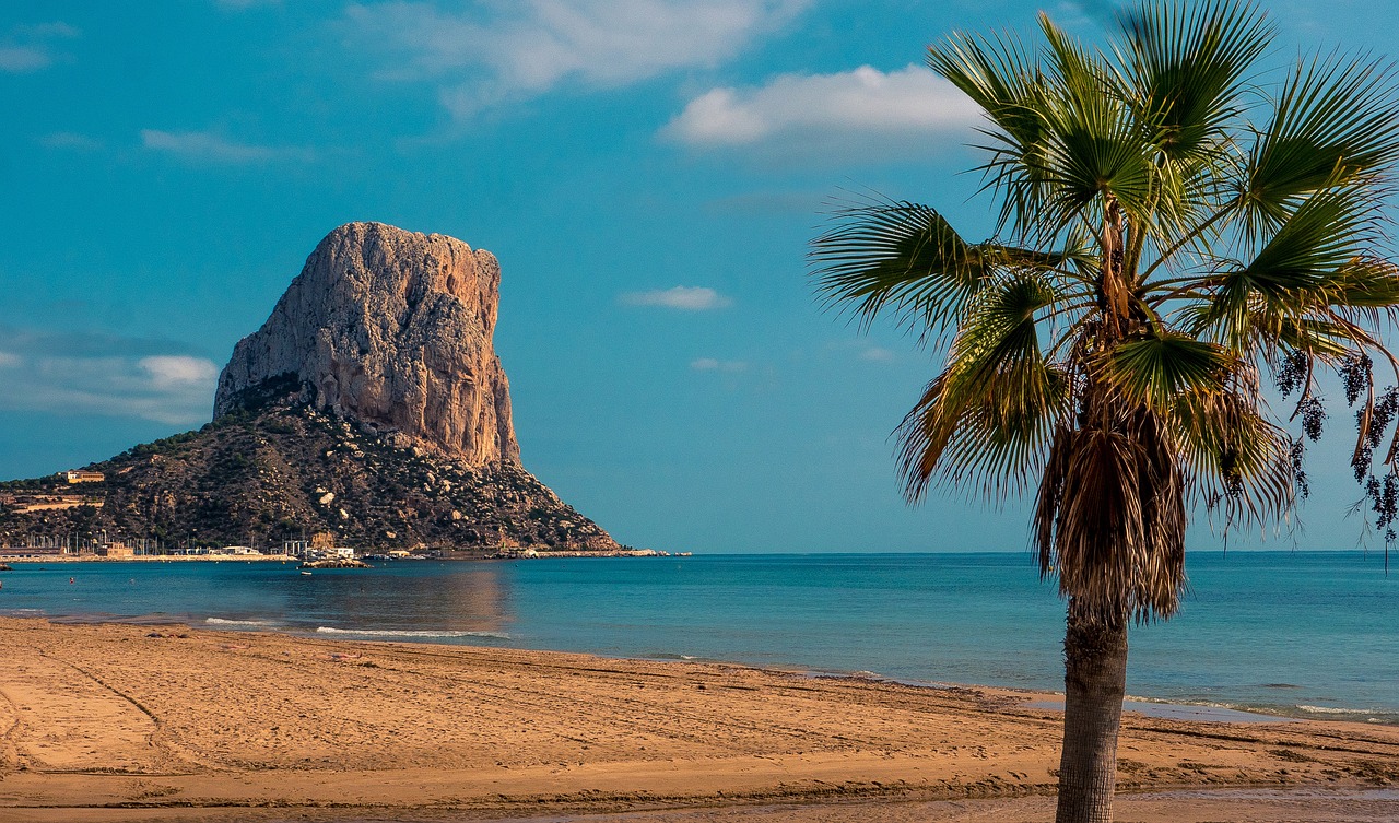 Calpe dan Peñon de Ifach - Calp | Secret World Trip Planner