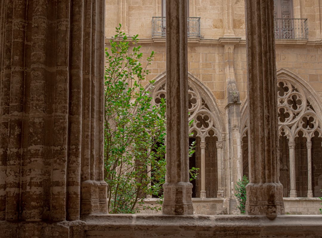 La Catedral del Santo Salvador de Oviedo - Oviedo | Secret World Trip Planner