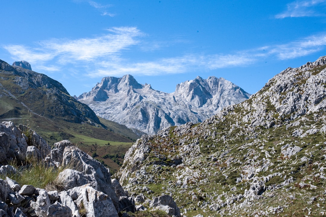 I Picos de Europa and the summit of Naranjo de Bulnes - 33554 | Secret World Trip Planner