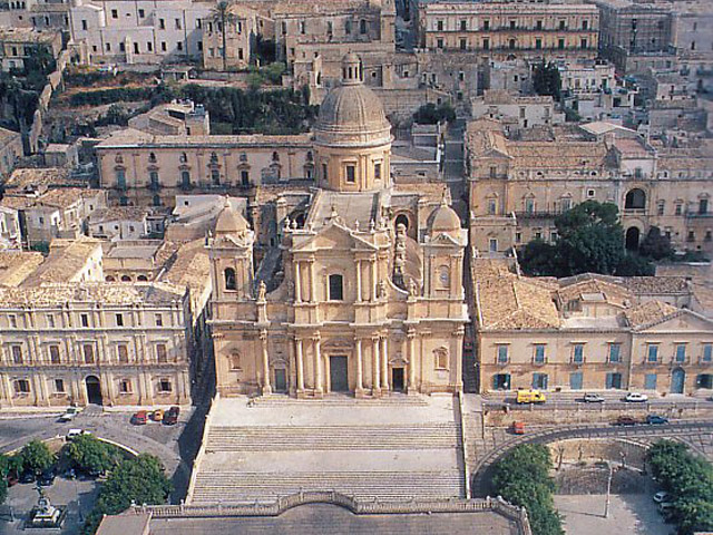 سان نکولو کا مدر چرچ - Noto | Secret World Trip Planner