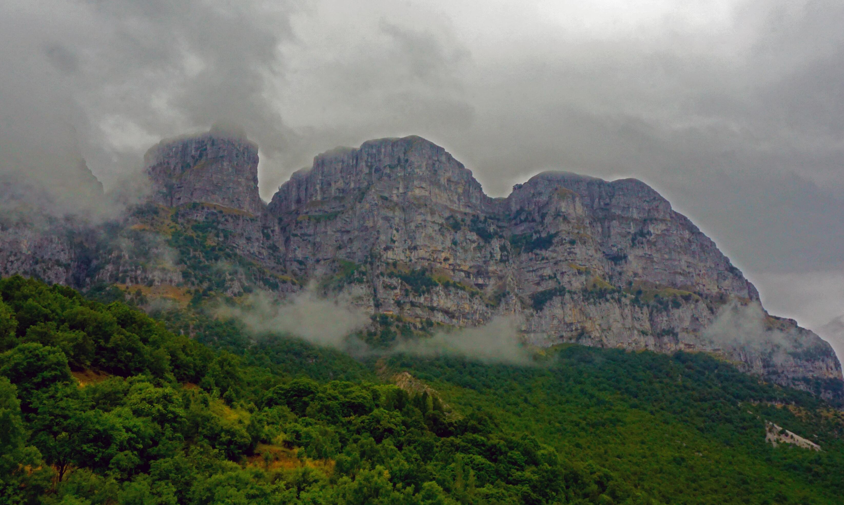Picos de Tymfi — Tinfea 440 10