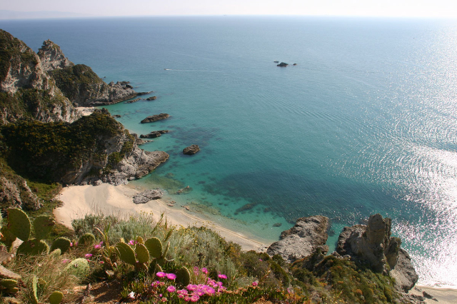 PRAI I FOCU 海滩 - Capo Vaticano | Secret World Trip Planner