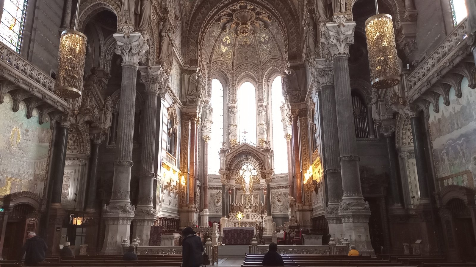 Bazilika Notre Dame de Fourvejer - Lyon | Secret World Trip Planner